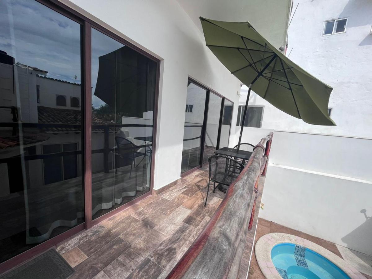 Aventura Pacifico Boutique Hotel Bucerías Extérieur photo